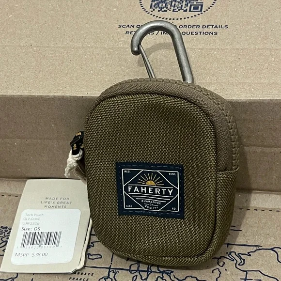 Faherty Men’s Mini Bag - Picture 2 of 4